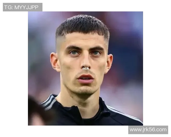 足球明星头像精选男性球员形象展示与魅力解析 足球明星头像精选男性球员形象展示与魅力解析