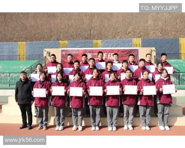 陈强畅谈排球人生:从青涩少年到国家队的奋斗与荣耀 陈强畅谈排球人生:从青涩少年到国家队的奋斗与荣耀