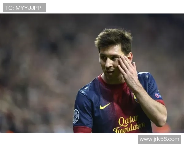 足球明星墙壁纸精选合集让你的空间充满运动激情与活力 足球明星墙壁纸精选合集让你的空间充满运动激情与活力